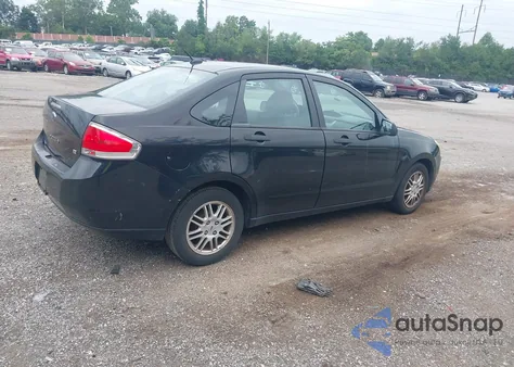 2011 Ford Focus Se z USA, uszkodzony, nr VIN 1FAHP3FN2BW158834